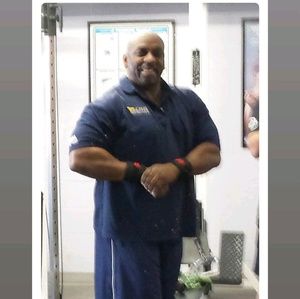 Meet your Posher, Derrick